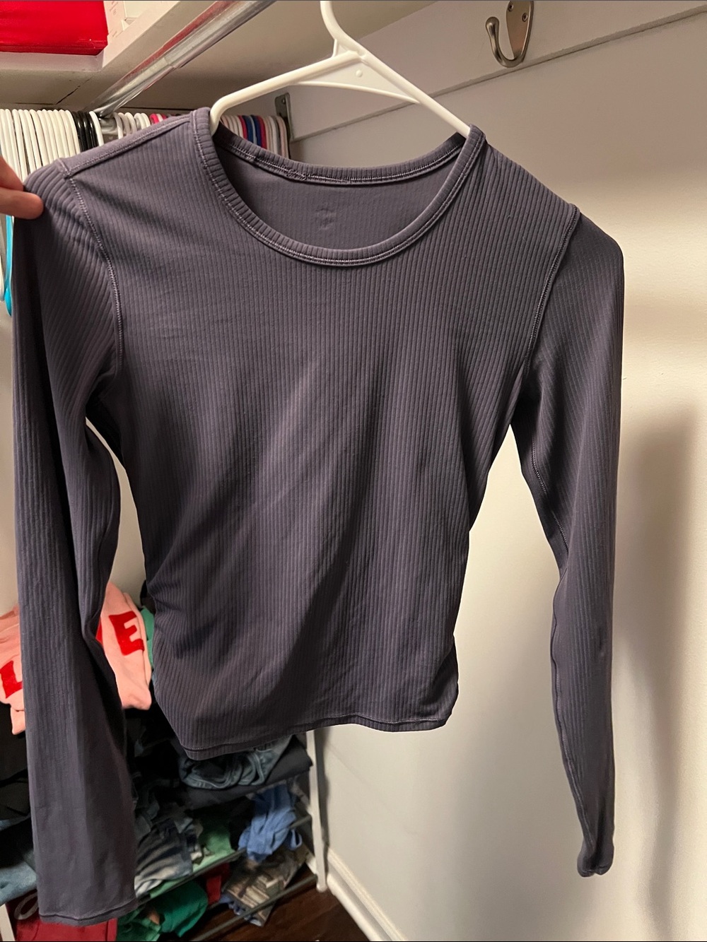 Lululemon Long-Sleeve Ribbed crop top